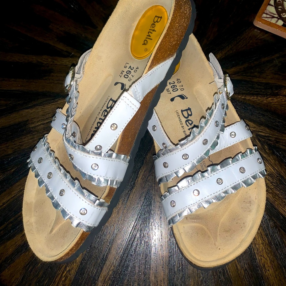 Betula Birkenstock white ruffle sandals Size 9